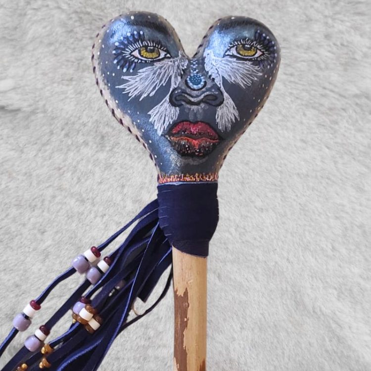 Joya Sonora – MORENETA CORAZÓN | Maraca Chamánica hecha a mano